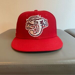 Jacksonville Jumbo Shrimp Red Hat Official On-Field Cap Size 7 1/8 New Era